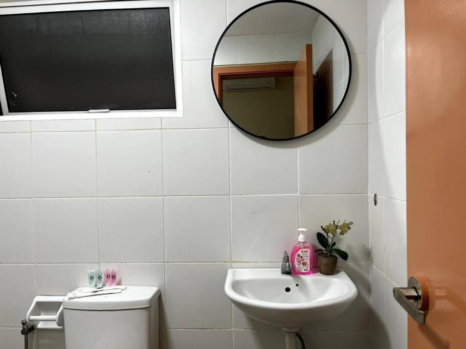 Homestay Ttdi Adina 710 Shah Alam,Sek 13,Msu,3Bedroooms Exterior foto